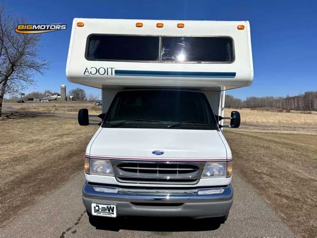 1997 Fleetwood TIOGA 31T Class C RV